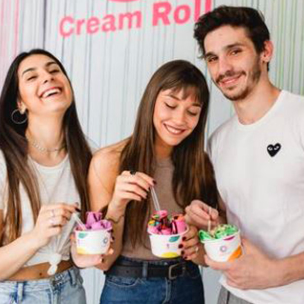 4_Cream_Roll